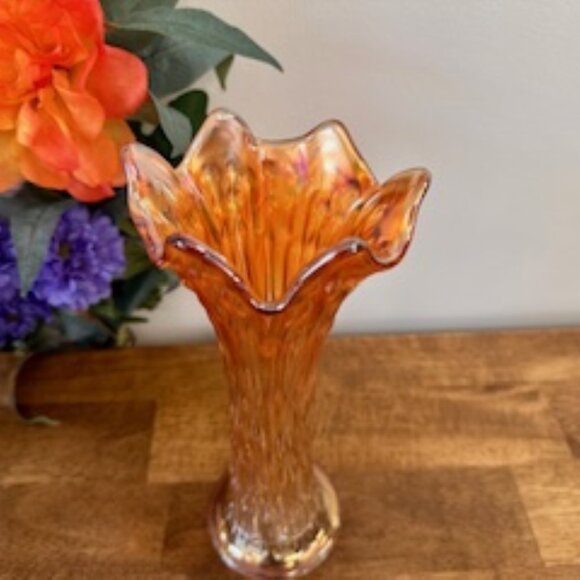 Vintage Fenton April Showers Marigold Carnival Glass Vase Ruffled Edge Art Glass - Picture 4 of 7